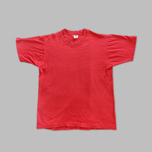 Load image into Gallery viewer, 90s Single Stitch Red Tee - Sz M
